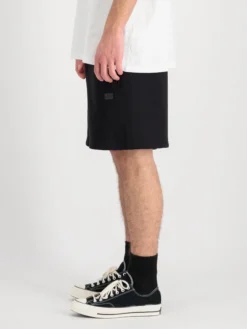 ALPHA ESSENTIAL RELAXED SHORT