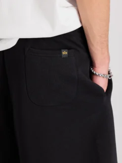 ALPHA ESSENTIAL RELAXED SHORT