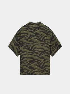 CAMO RELAXED CAMP SHORT SLEEVE SHIRT
