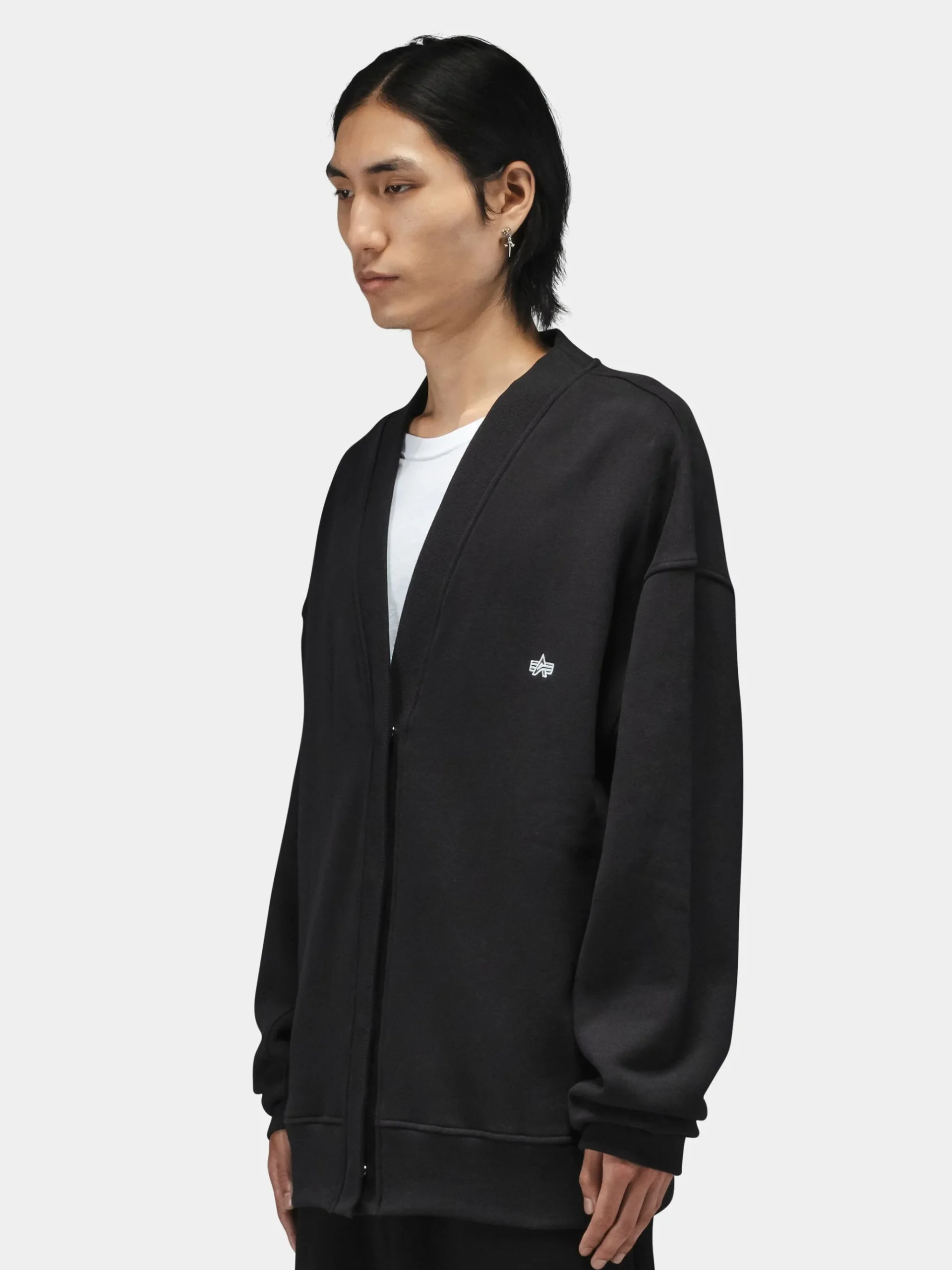 ESSENTIAL CARDIGAN