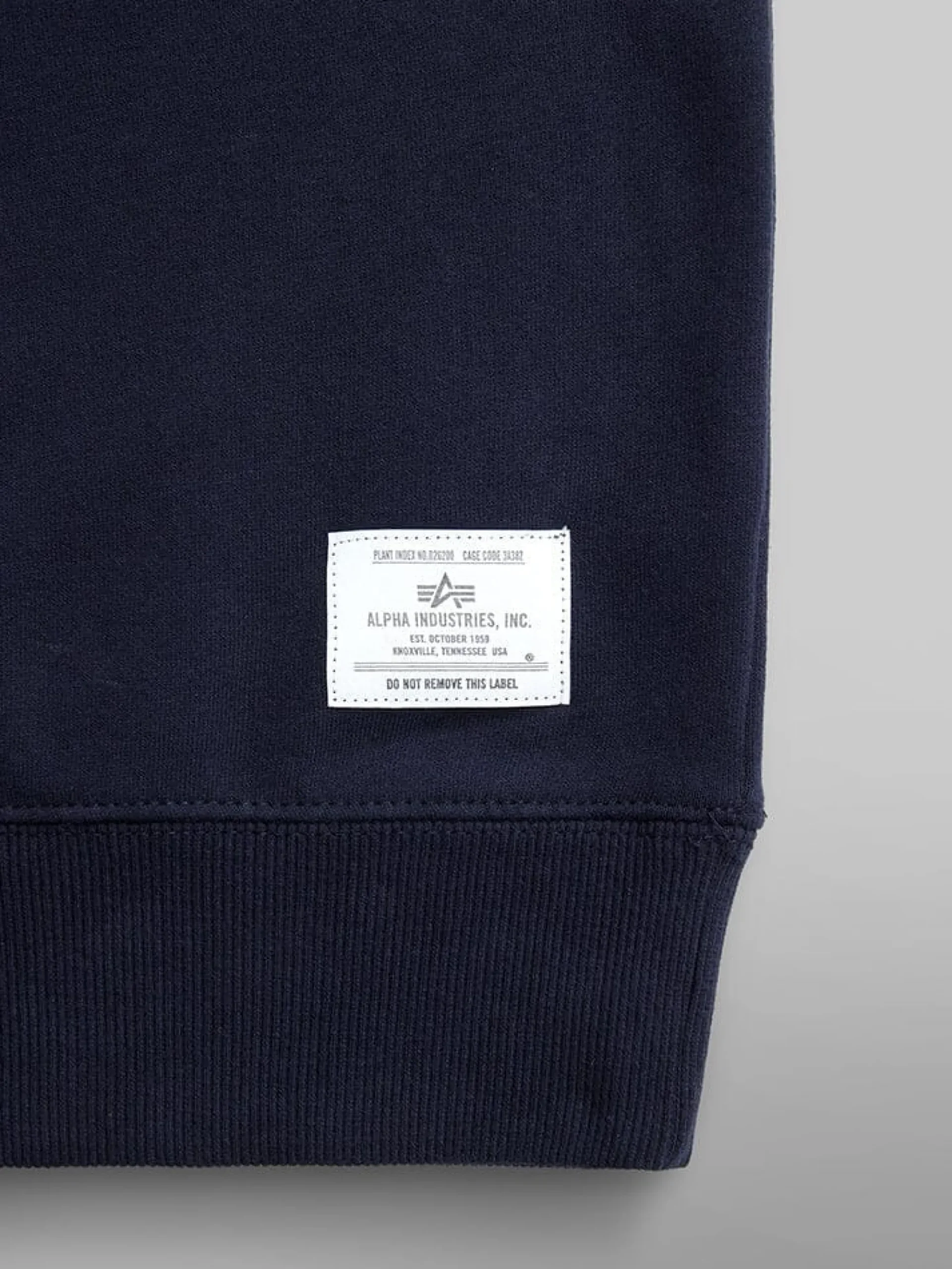 ESSENTIAL CREWNECK