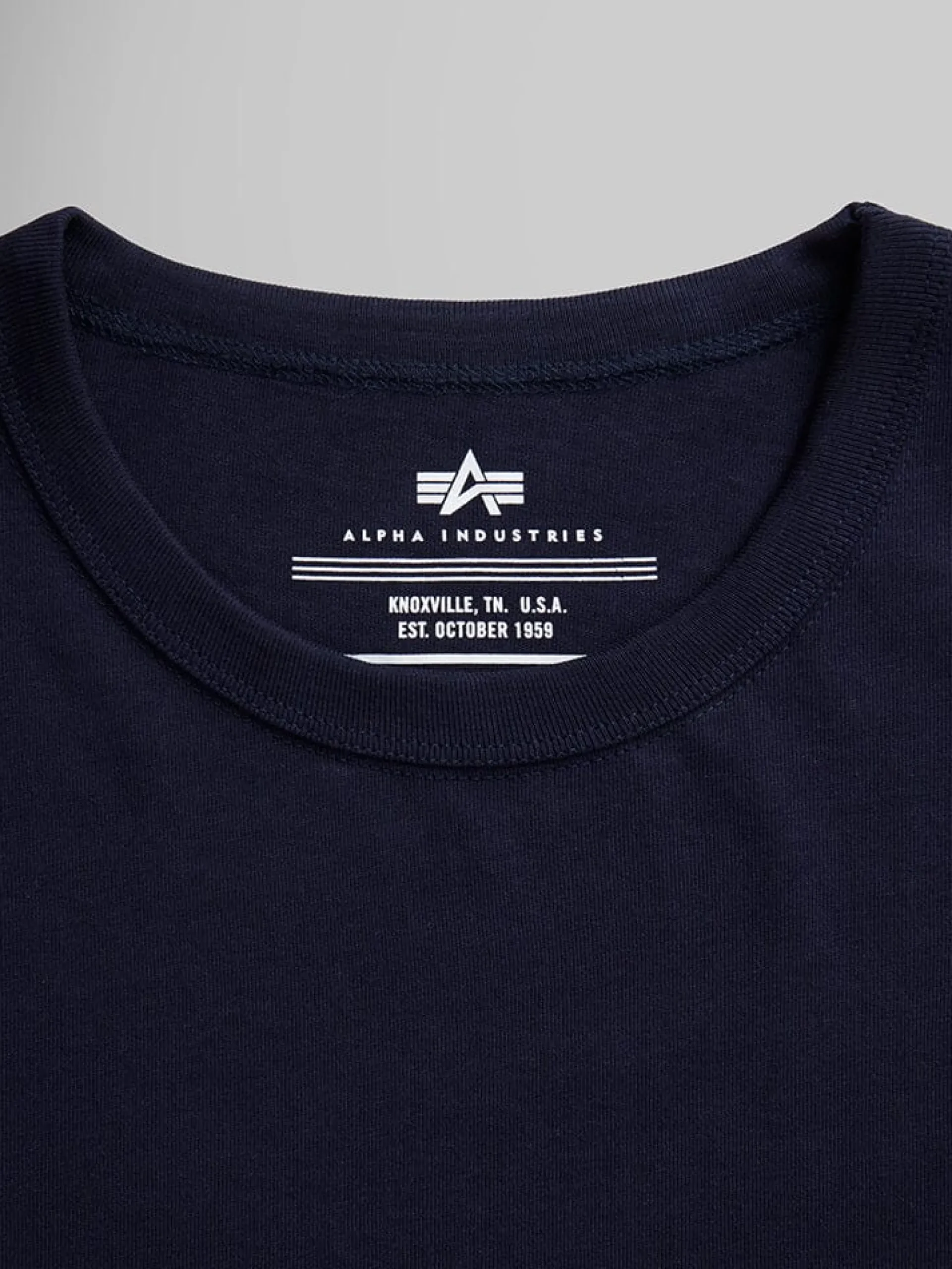 ESSENTIAL RELAXED TEE