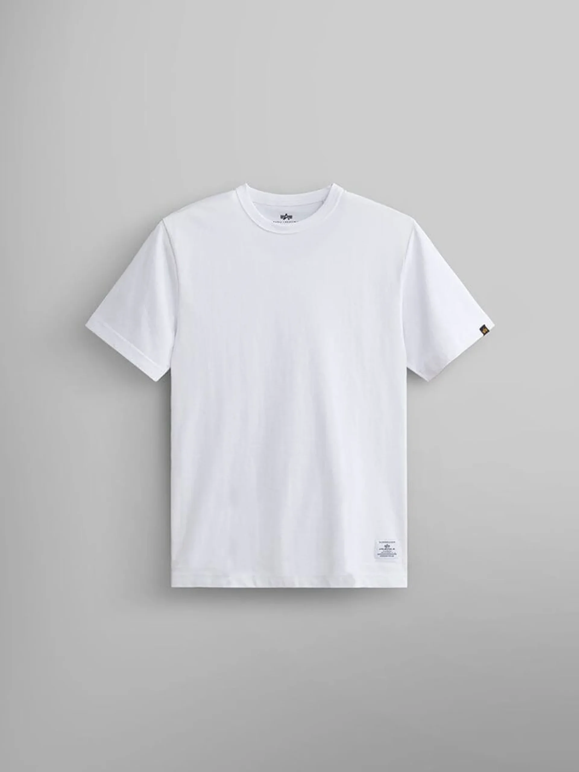 ESSENTIAL TEE
