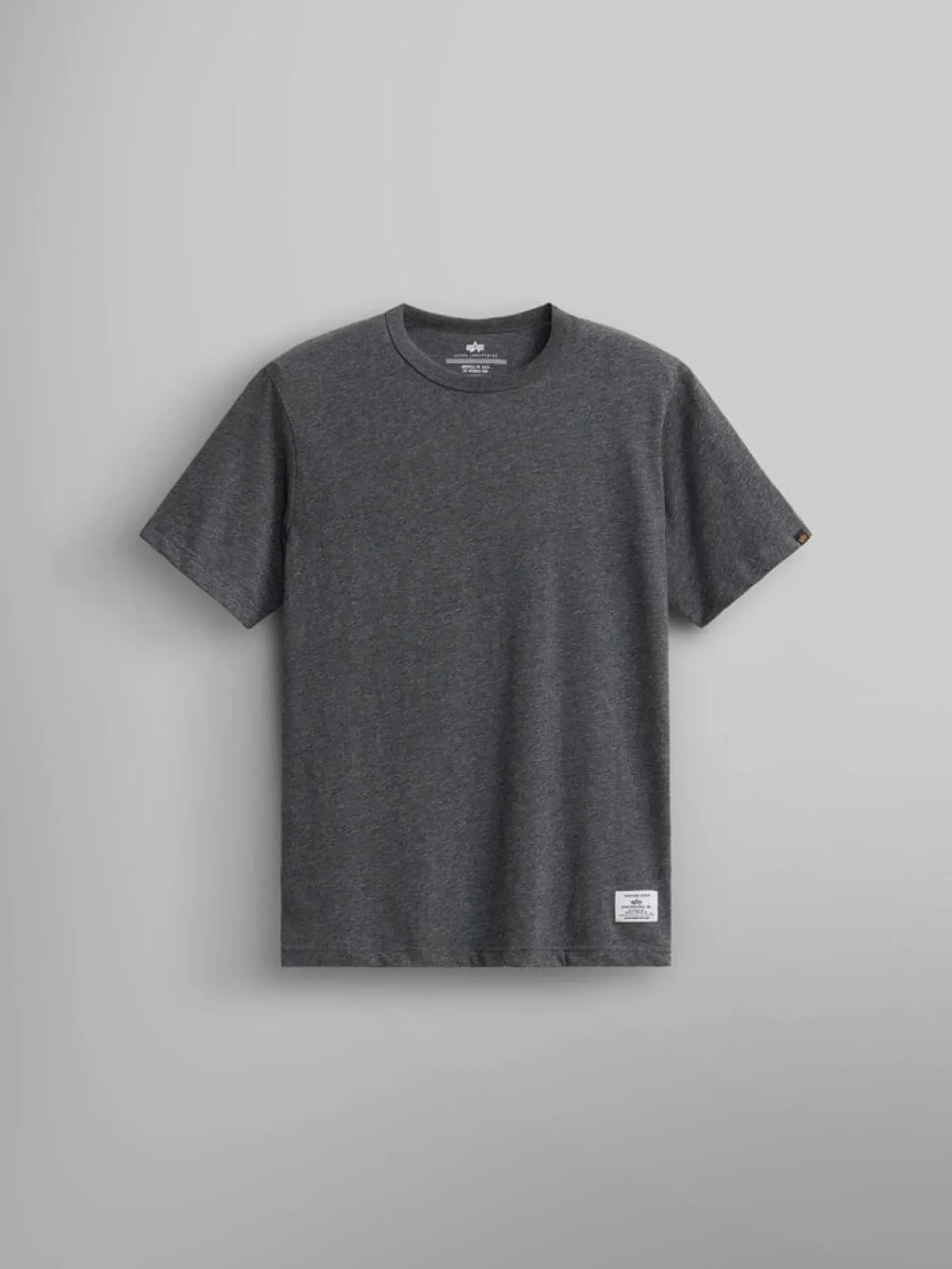 ESSENTIAL TEE
