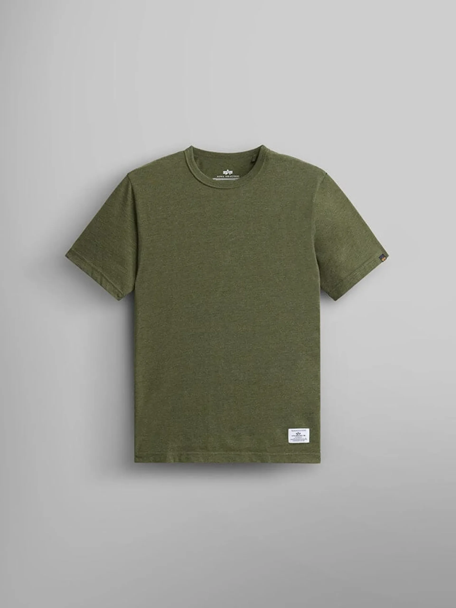 ESSENTIAL TEE