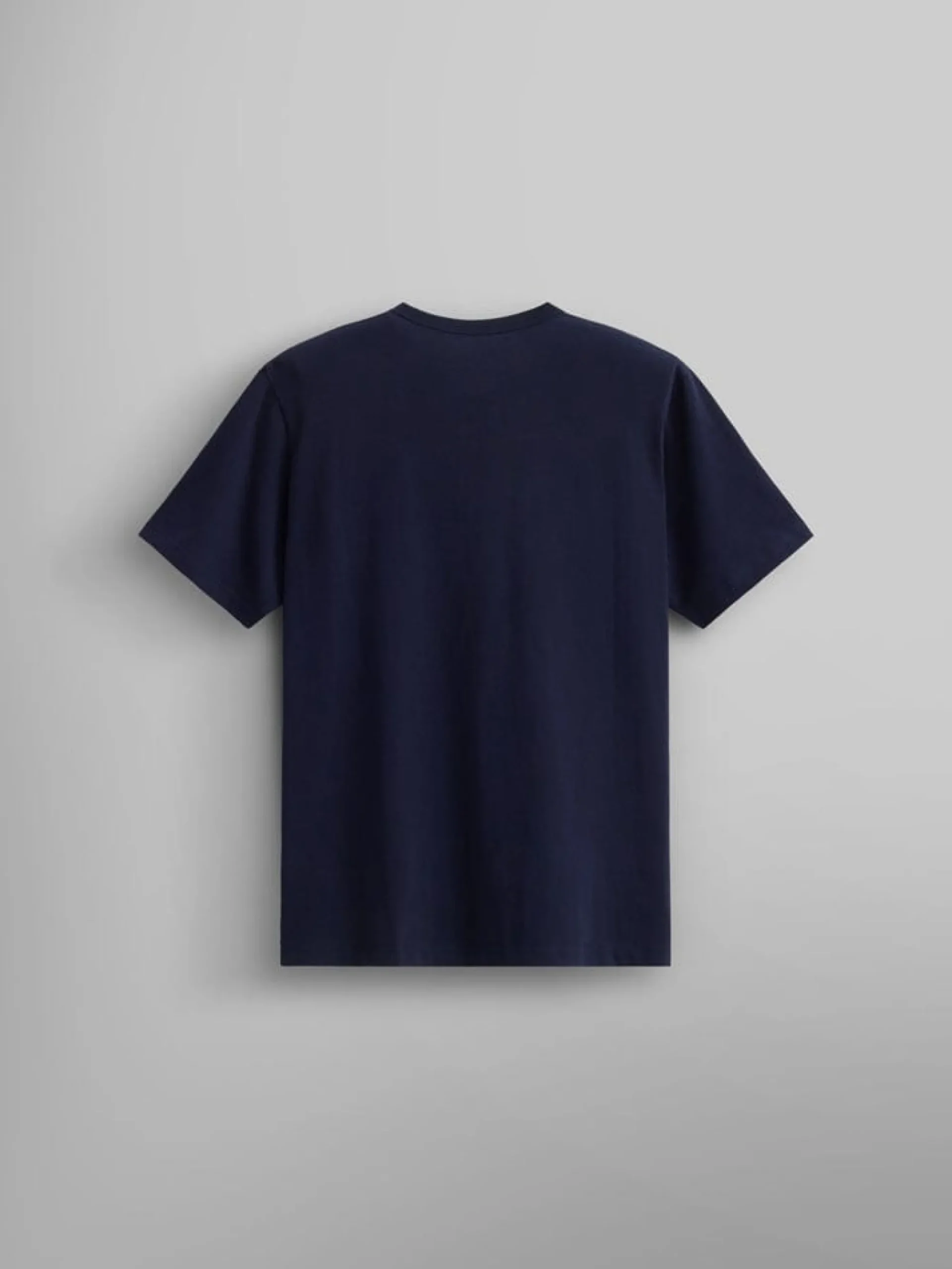ESSENTIAL TEE