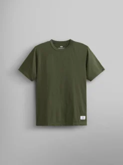 ESSENTIAL TEE