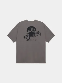 RELAXED EYES ON THE PRIZE TEE