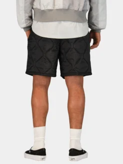RELAXED QUILTED SHORT