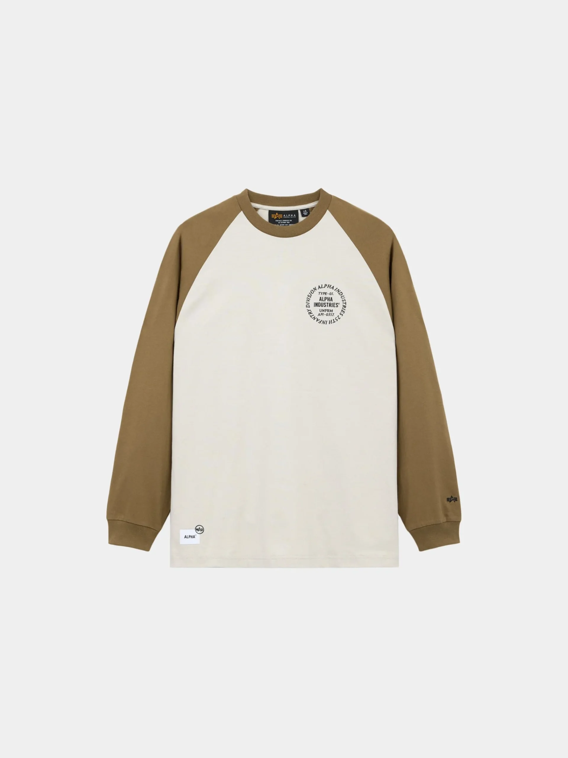 UNFRM LONG-SLEEVED RAGLAN T-SHIRT